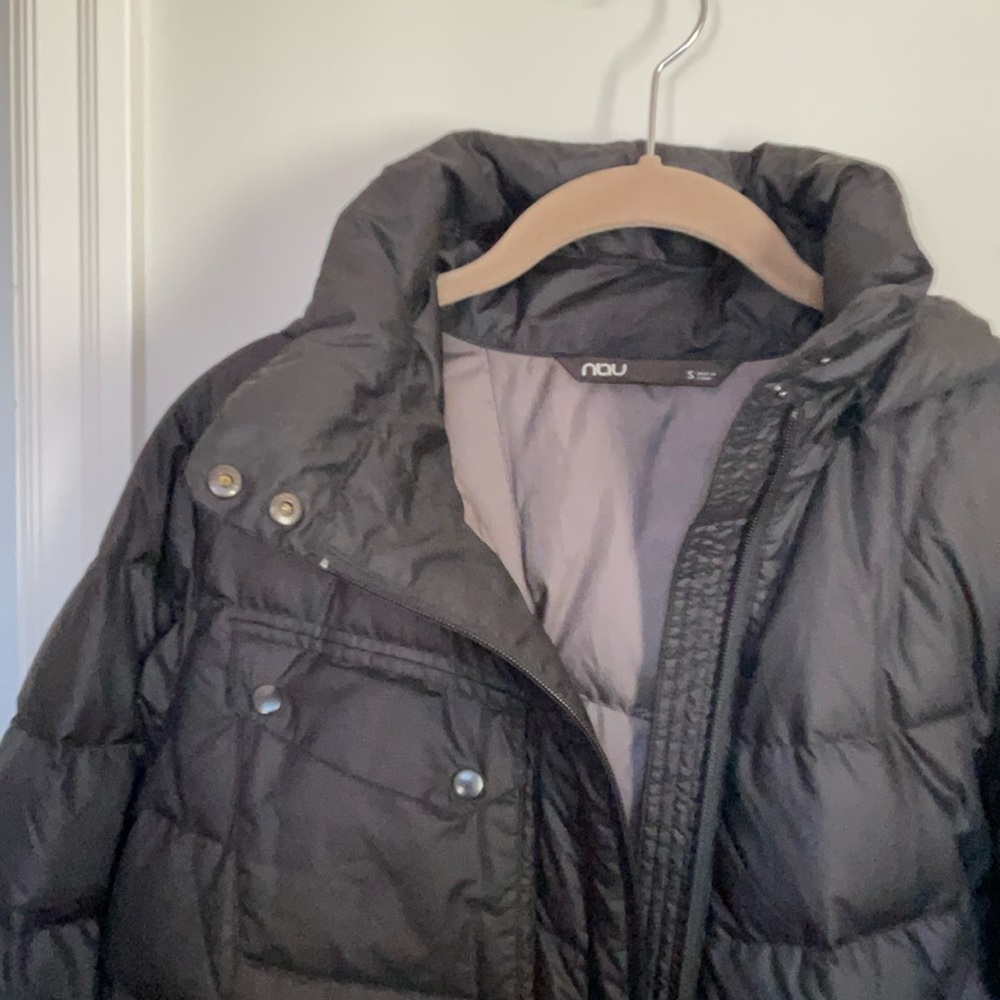 Nau women’s jacket. - Picture 3 of 8